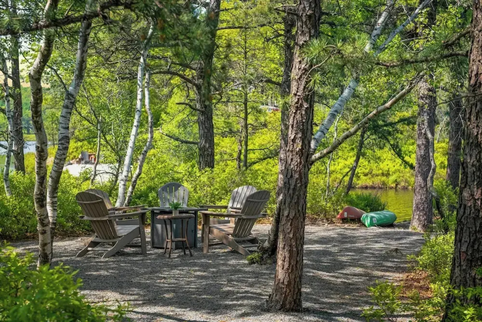 Laker's Pointe by Avantstay Lakefront Private Peninsula Hot Tub, Game Room