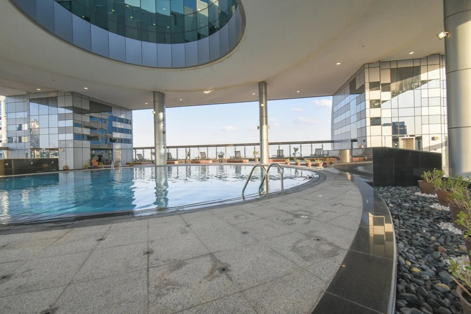 Airbetter - Madina Tower Cluster O JLT