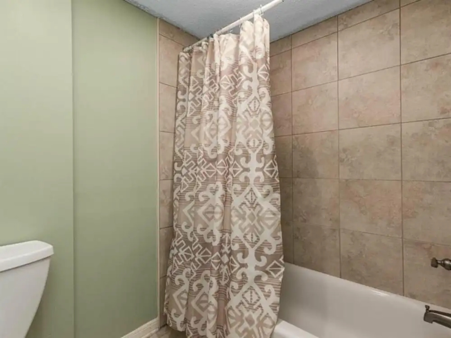 Surfin Inn by Meyer Vacation Rentals