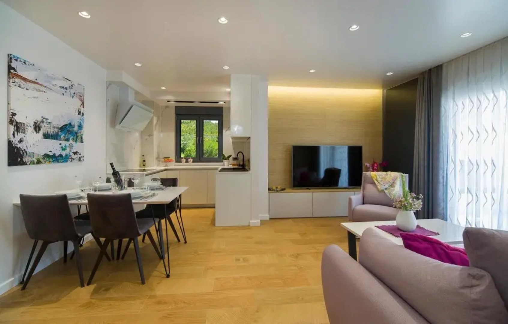 Beautiful Apartment in Promajna With Wifi and 1 Bedrooms