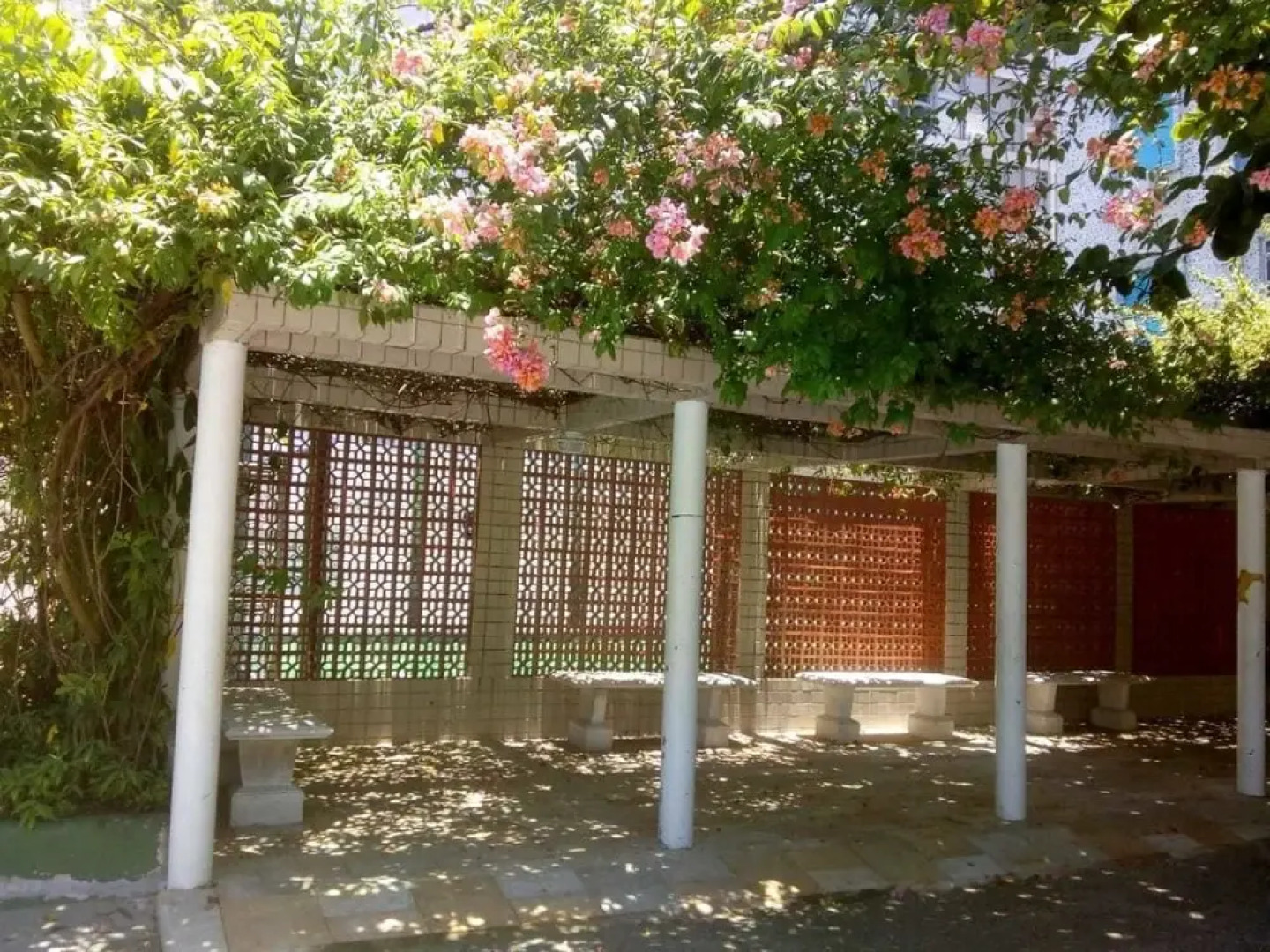 Apart de frente para a praia