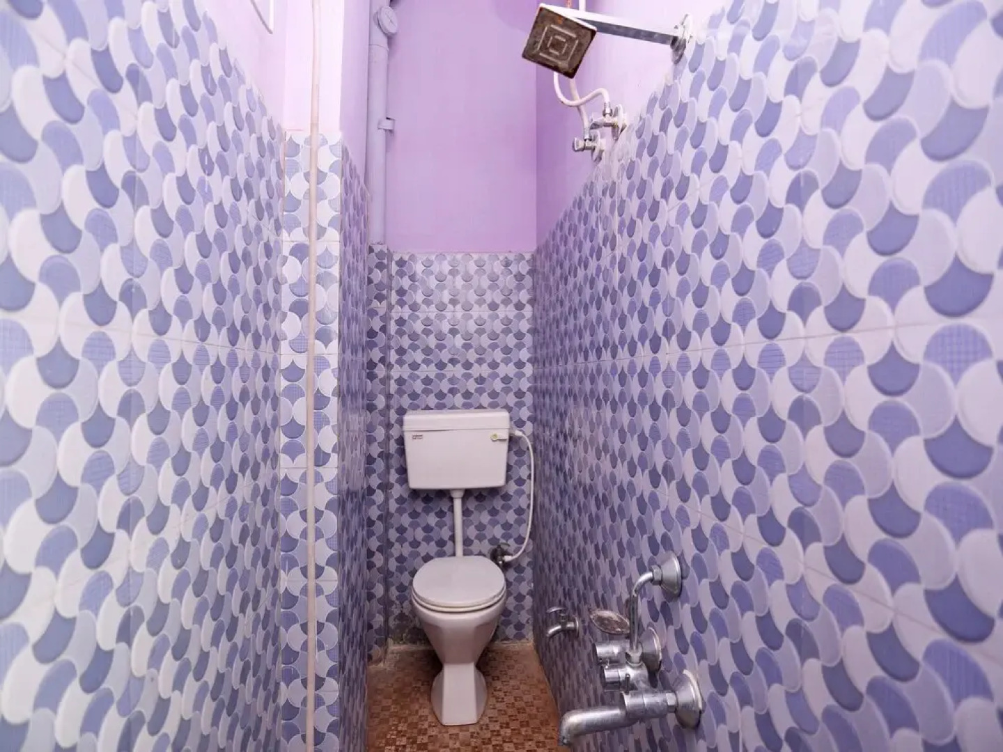 Spot On 45392 Maa Tara Hotel