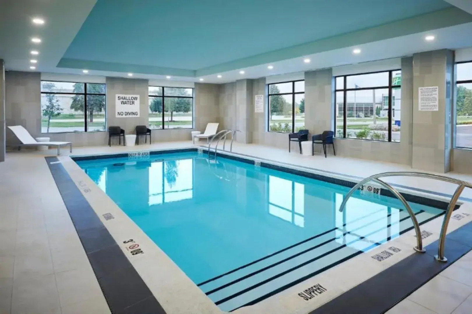 Holiday Inn Express Sarnia - Point Edward by IHG