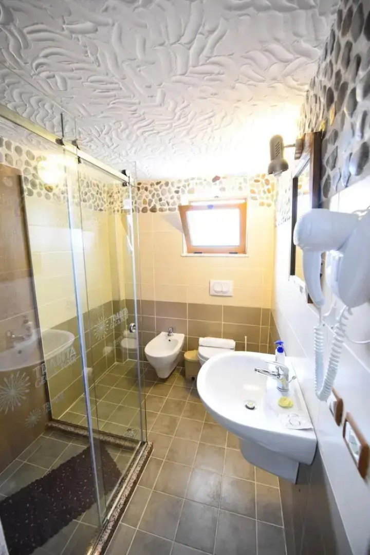 Tradita Gege & Toske