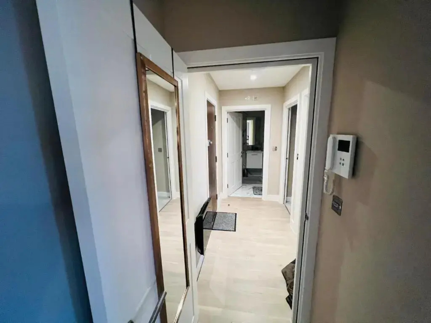 Sunset Shore, City Centre, 2 Bed Apt, Free Parking