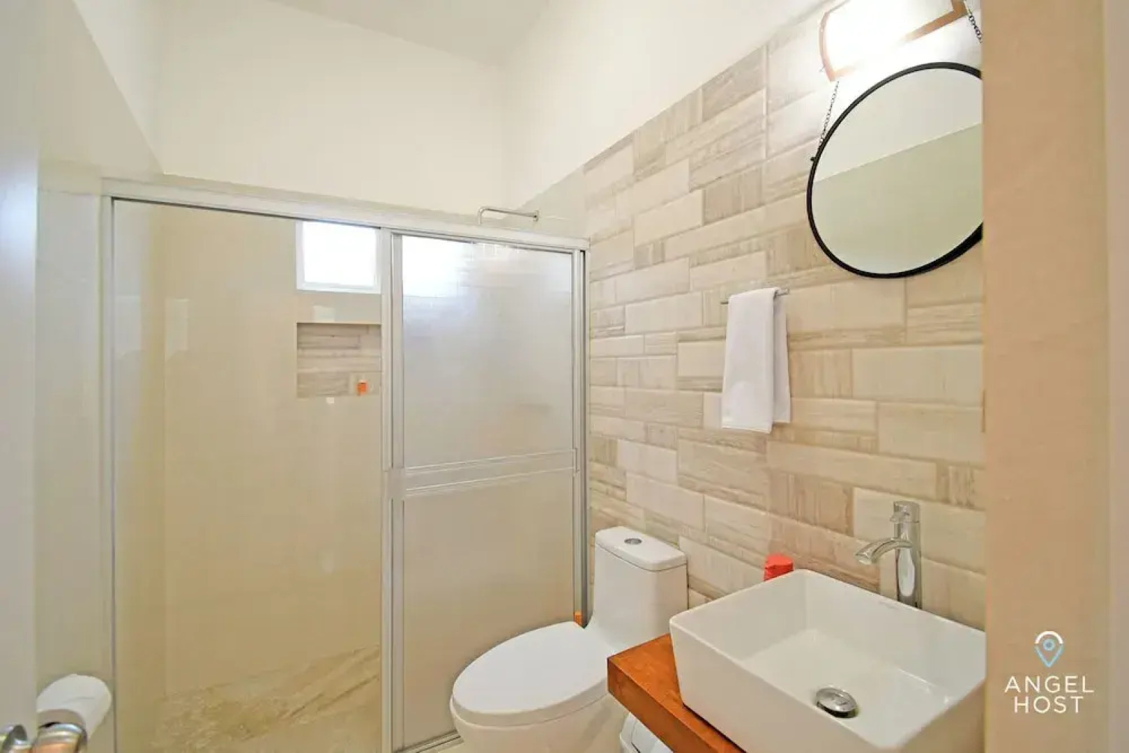 Downtown Rooms Pool & BBQ Near Hotspots