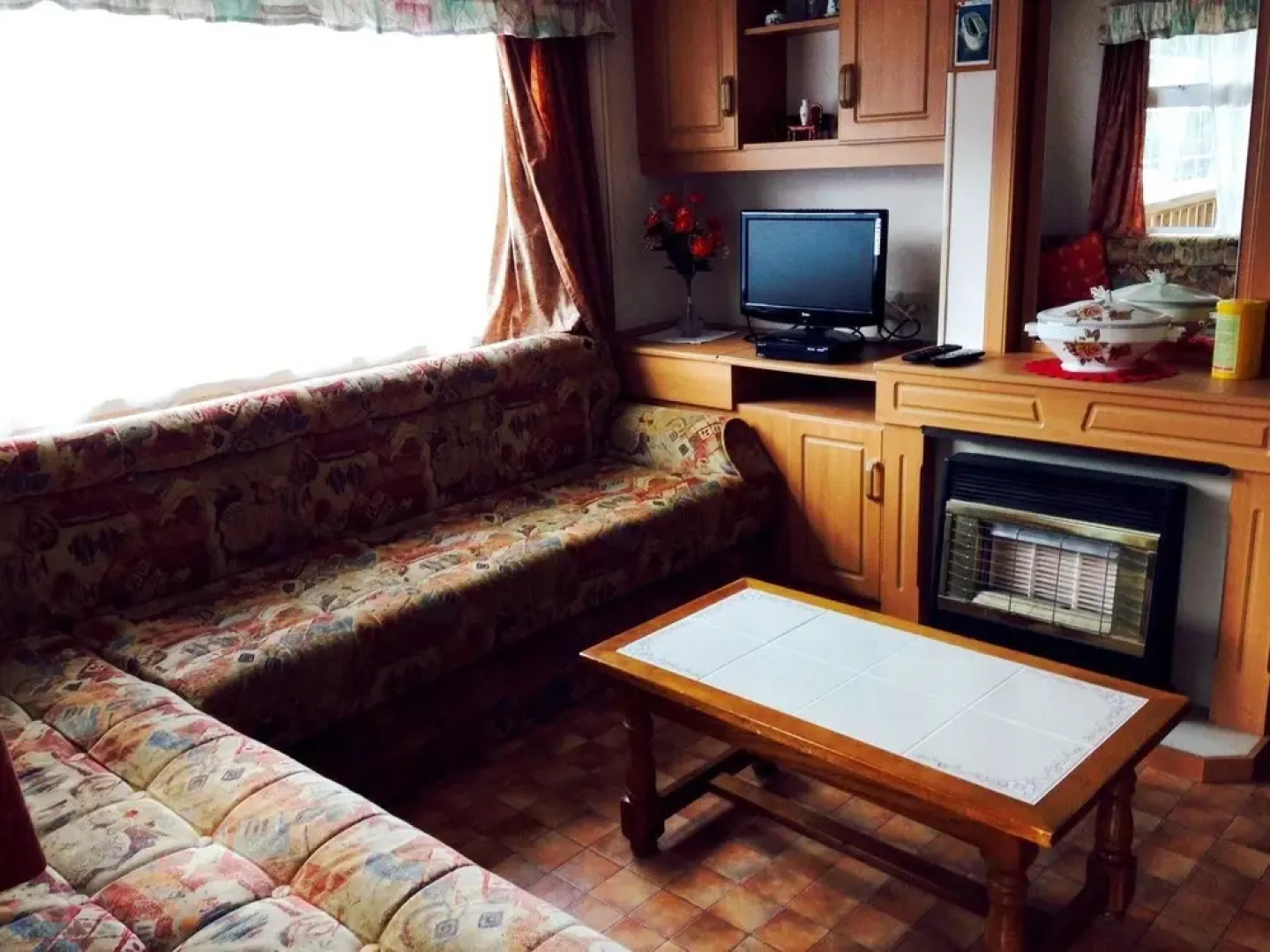 Bungalow With 3 Bedrooms in La Tremblade, With Pool Access and Terrace