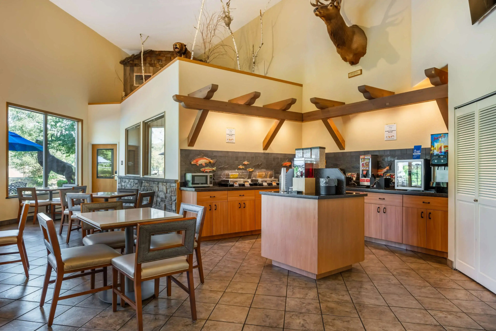 Best Western Lodge At River's Edge