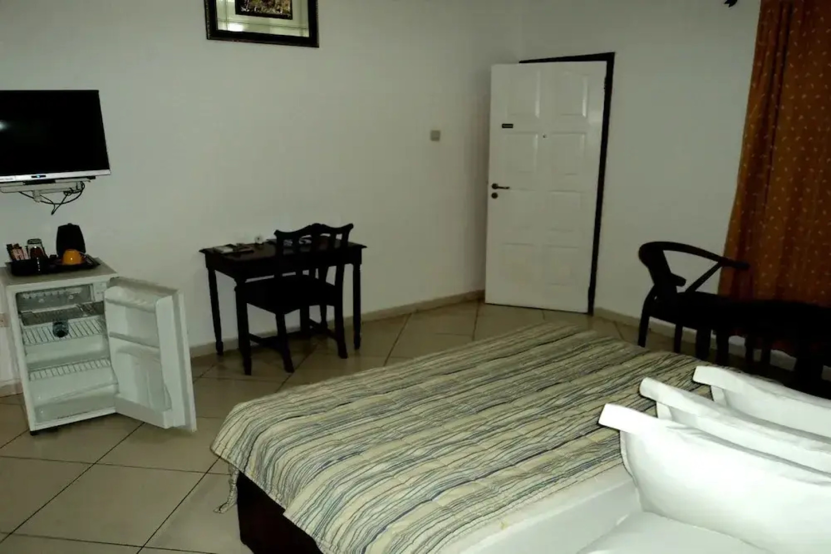 Raybow International Hotel