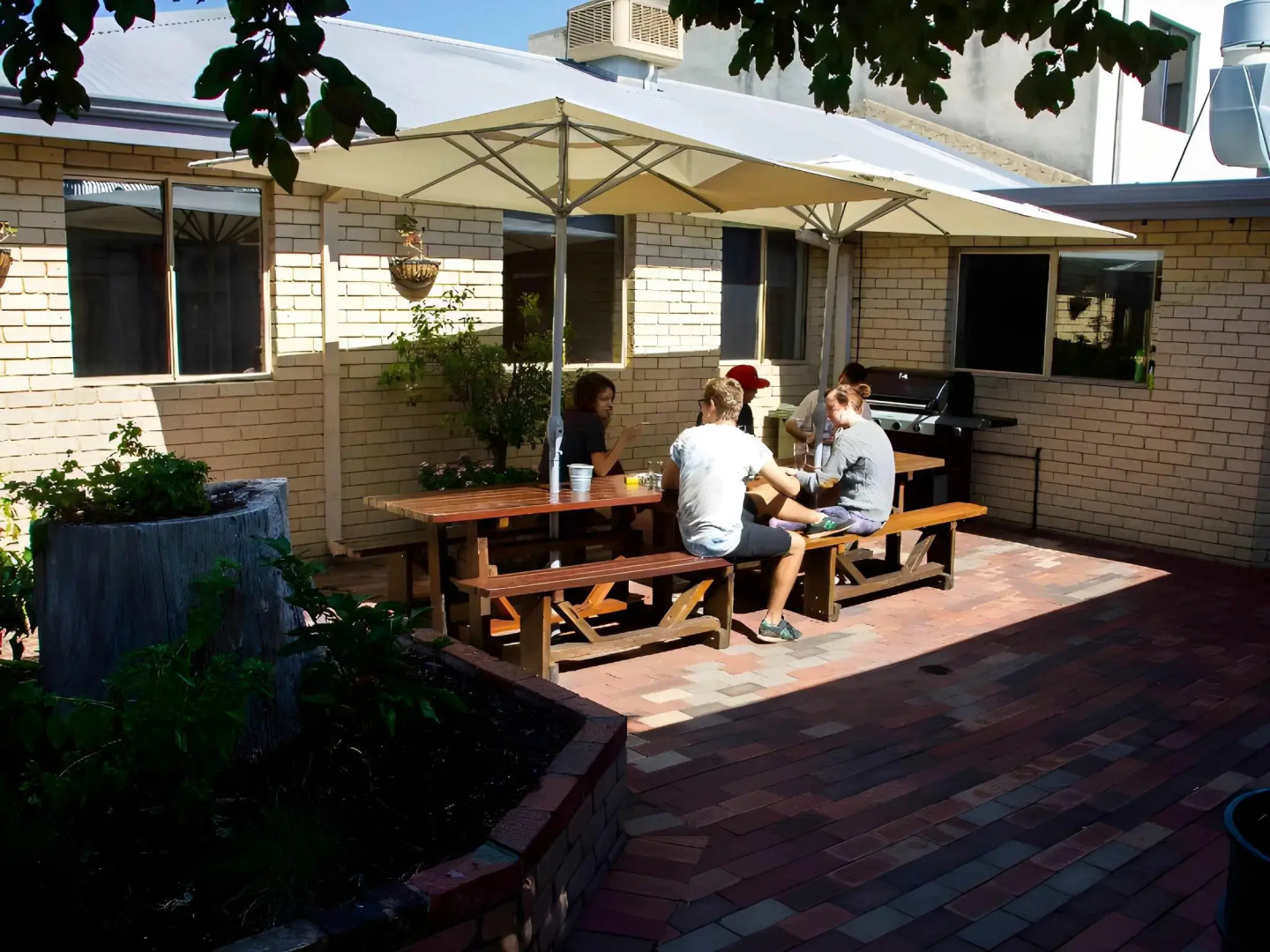 The Shiralee - Hostel