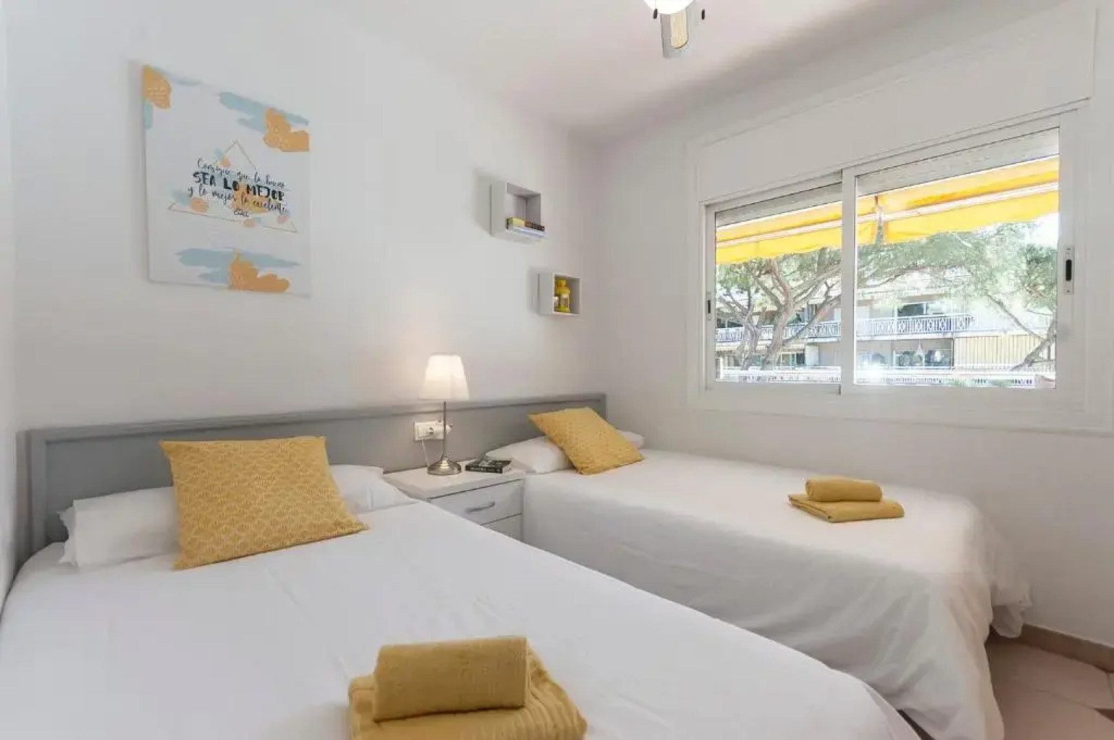 Lets Holidays Castelldefels Diagonal Orient