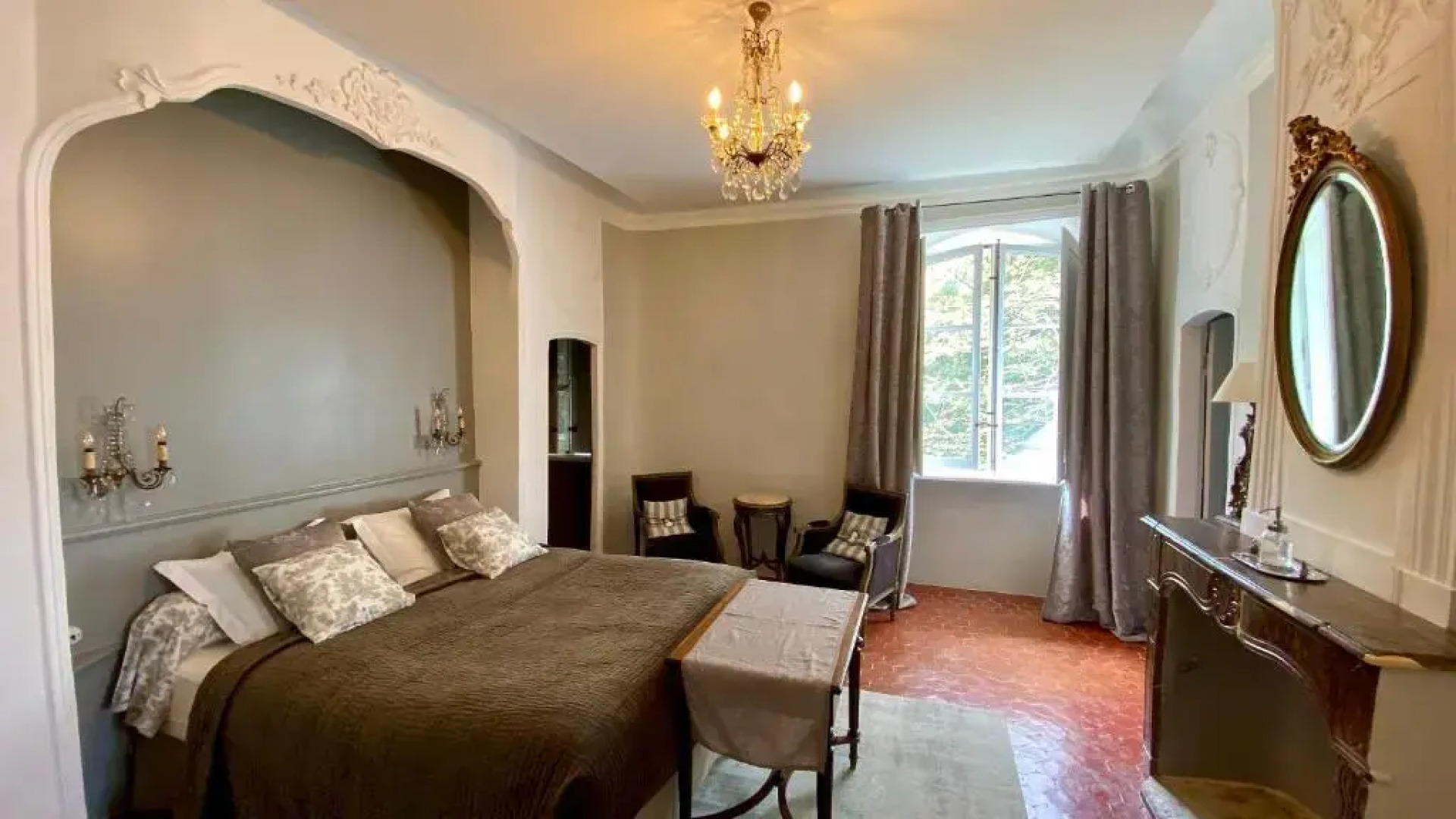 B&B Maison d'Hôtes - Château de Jouques