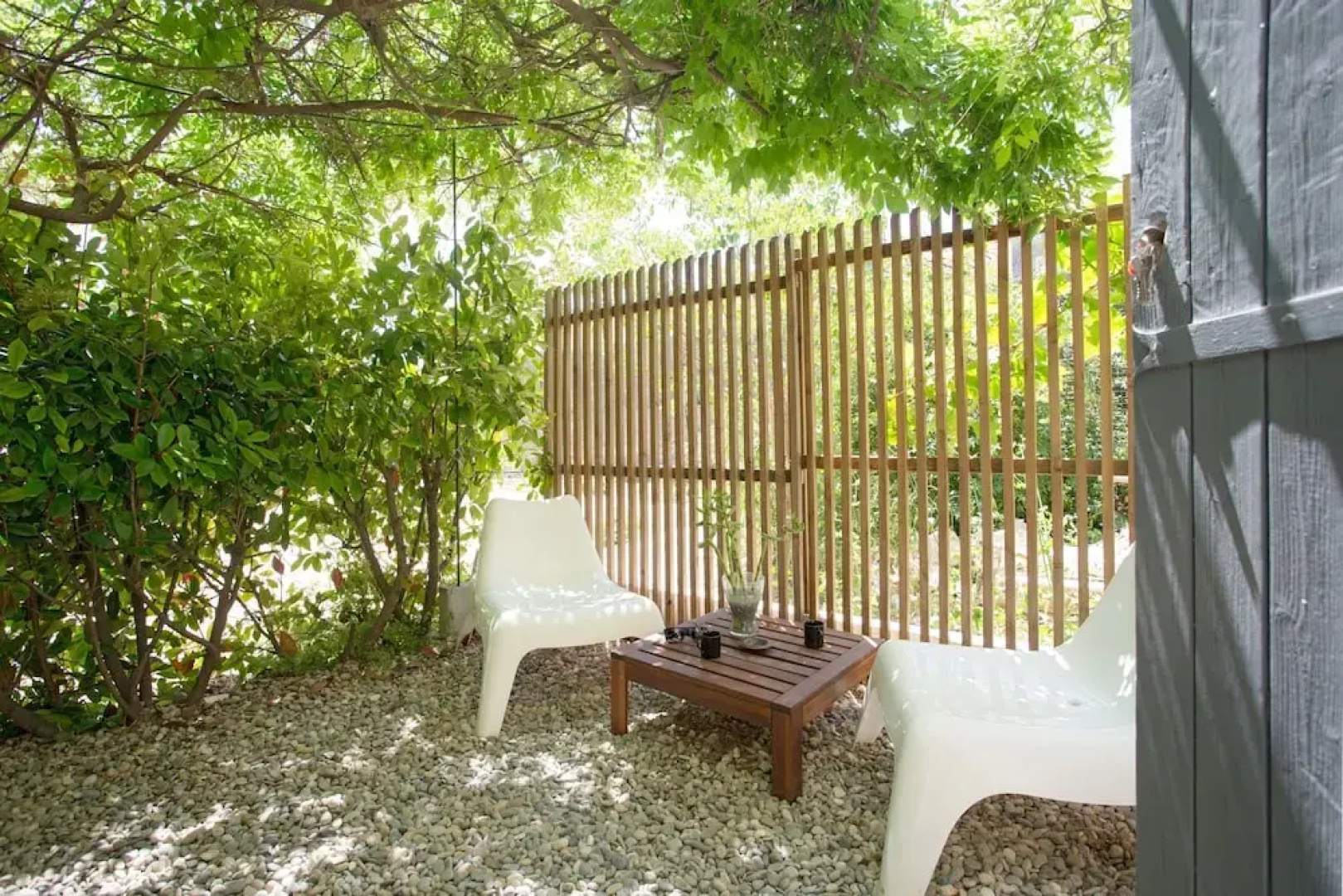 GregBnb - Mur en pierre - Terrasse + parking privé