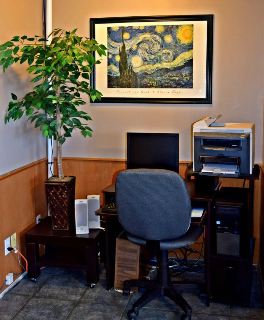 Centre Suites Inns Motel