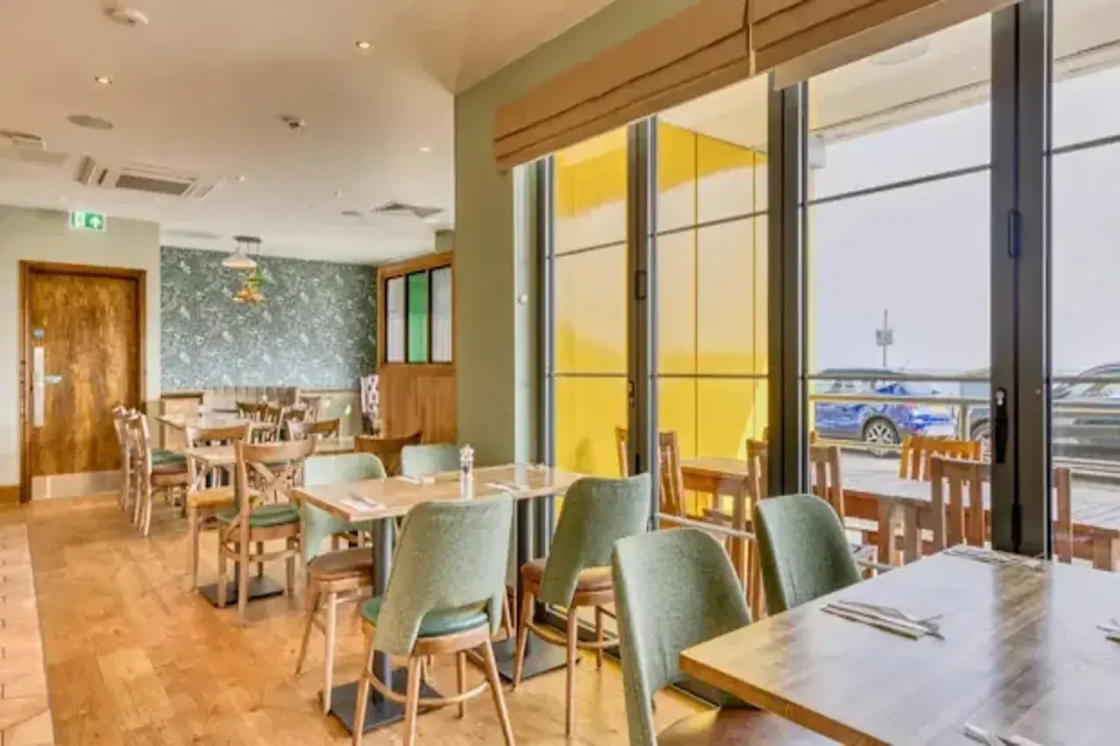 Premier Inn Isle of Wight Sandown - Seafront