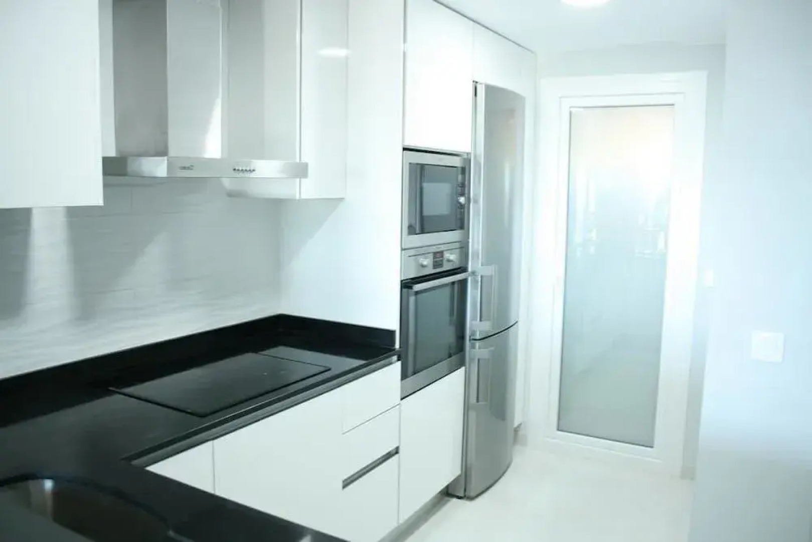 Ocean View Apartment - Near Arenales Beach