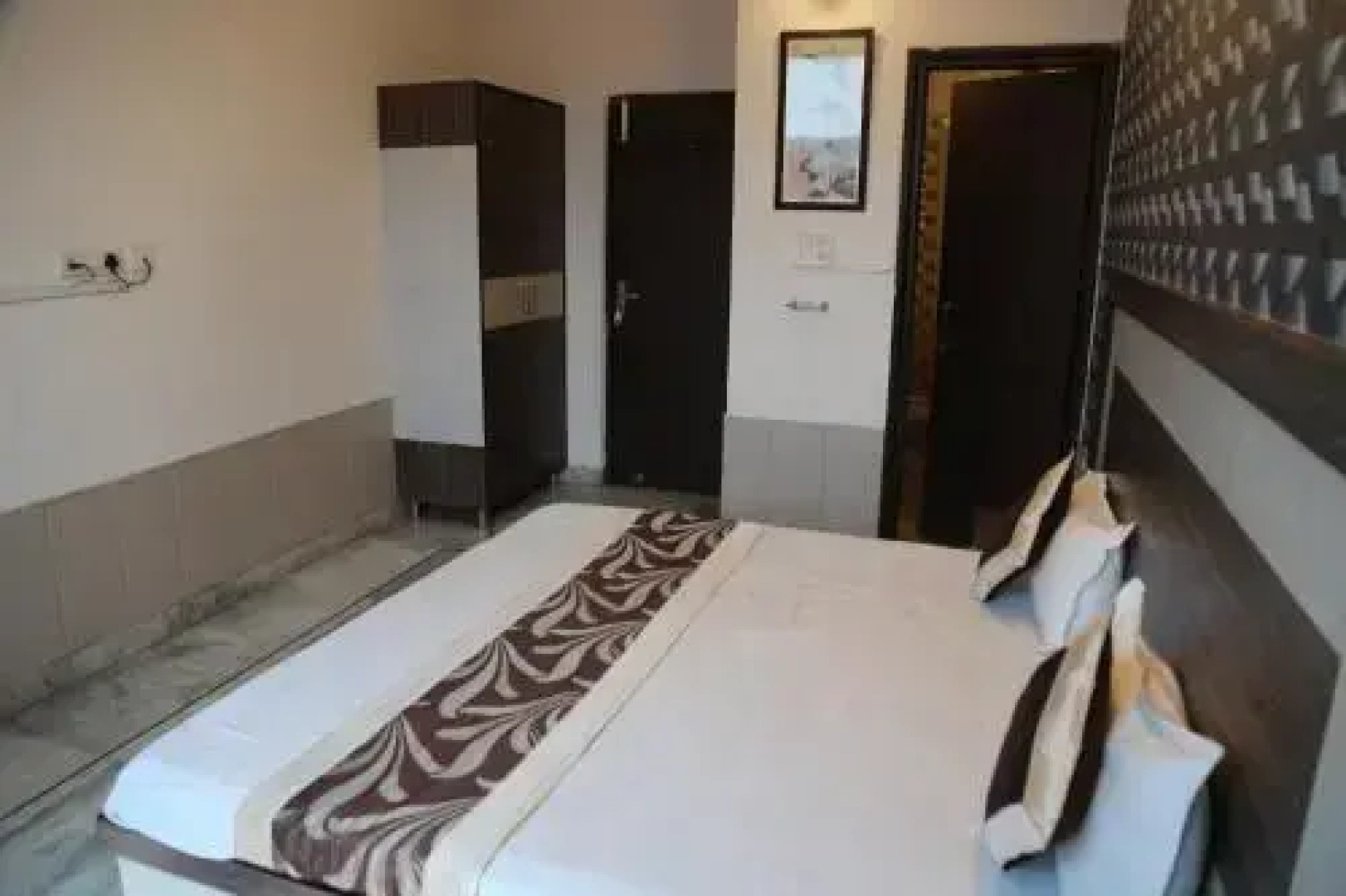 Time Square Guest House