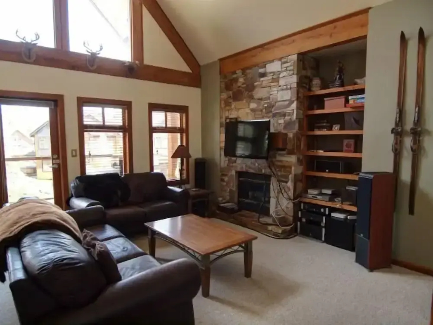 Mountain Town Properties White Wolf 4