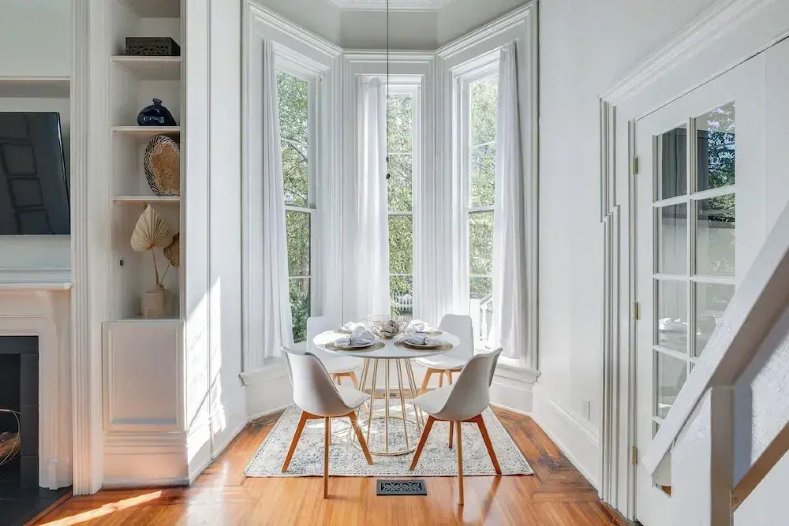 Historic New Albany Apartment ~ 6 Mi to Louisville