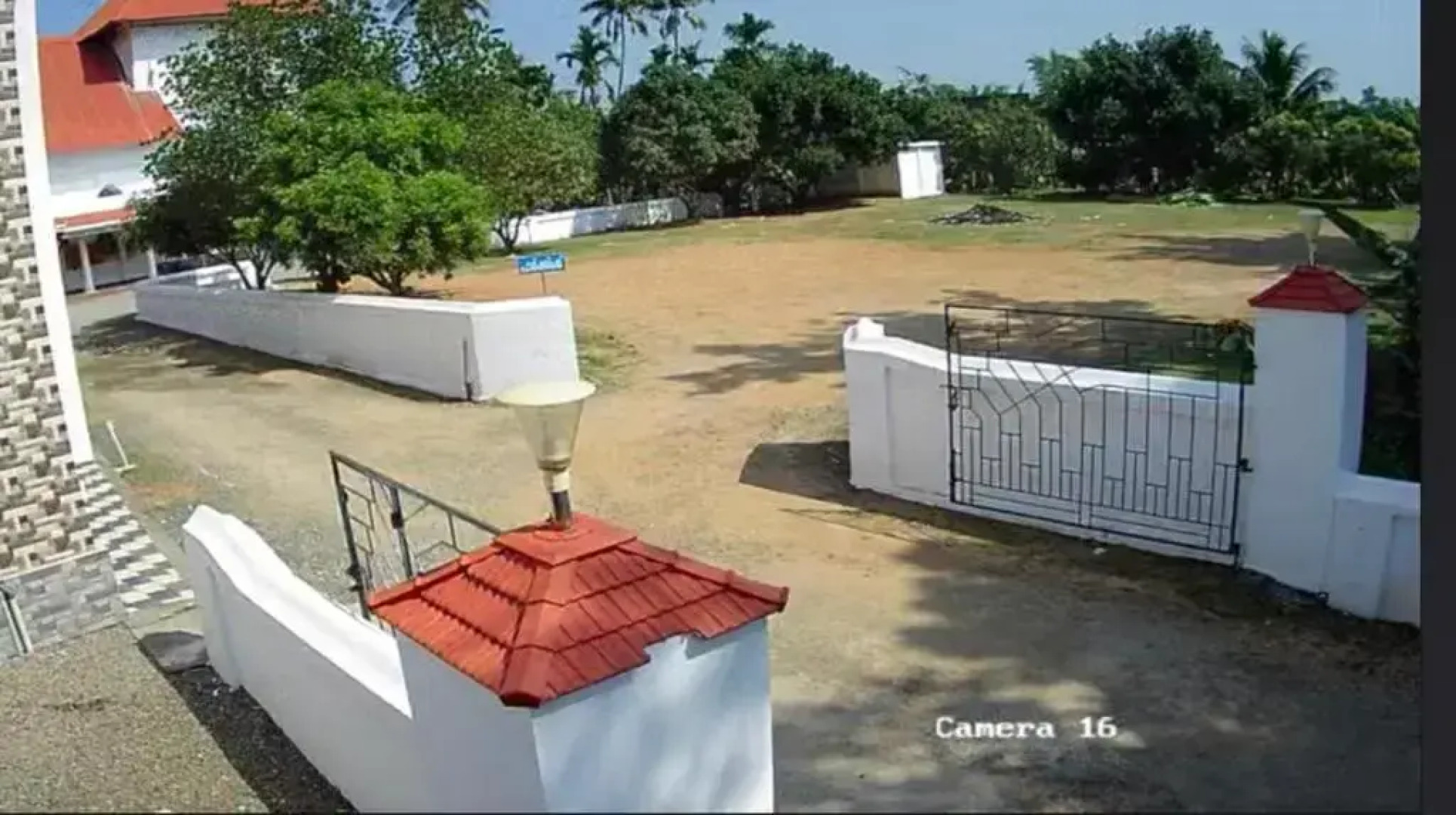 Airport Avenue Plaza