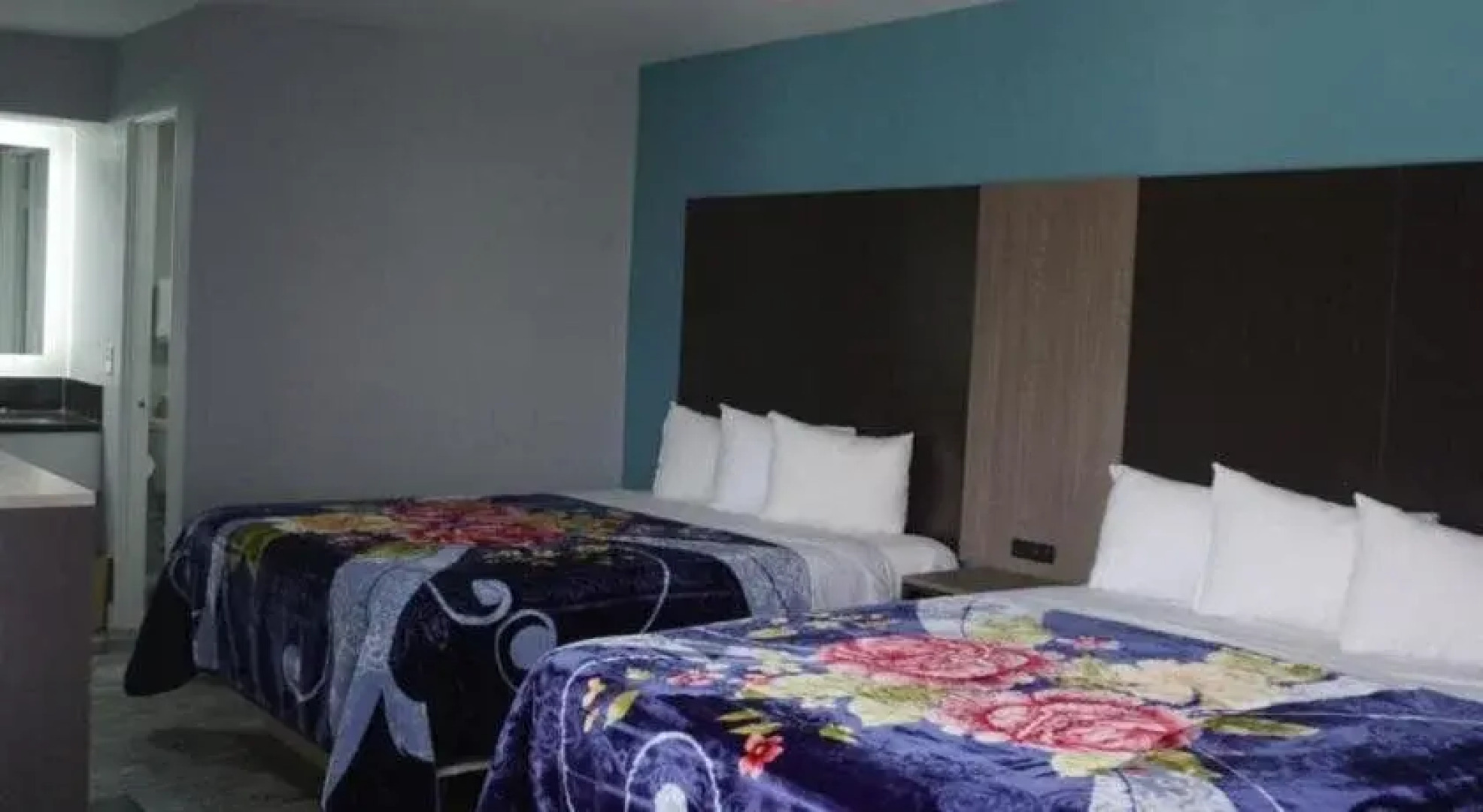Thunderbird Motel
