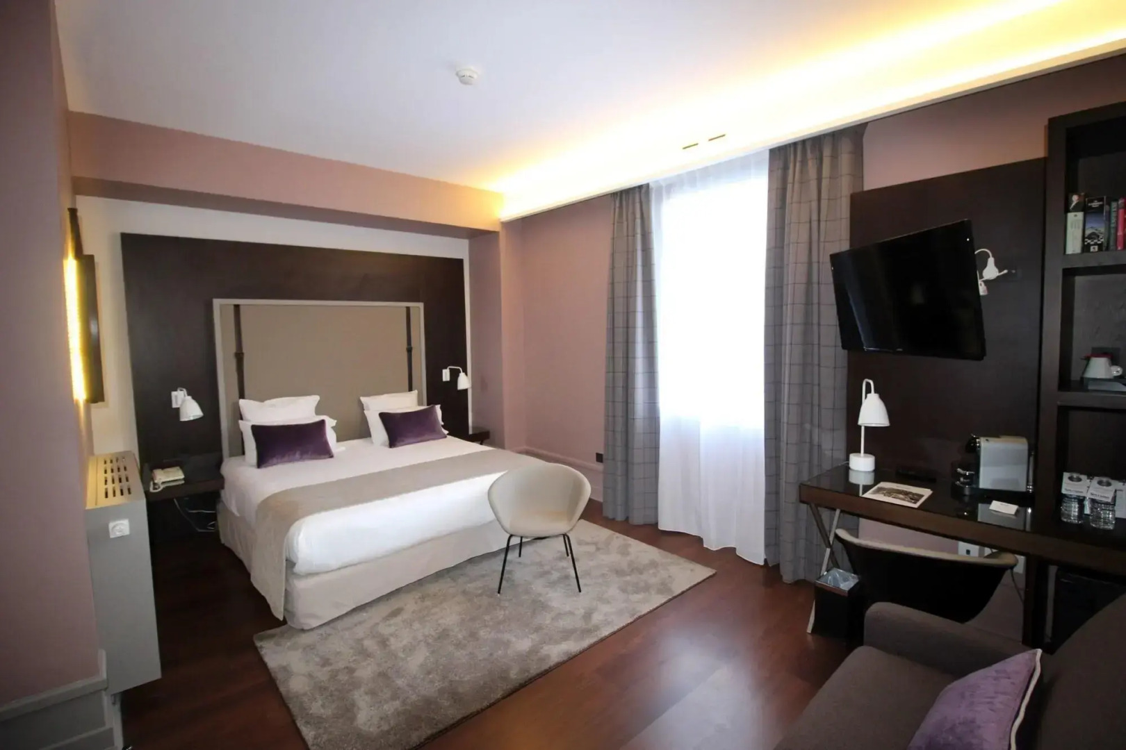 Splendid Hotel Lac d'Annecy - Handwritten Collection