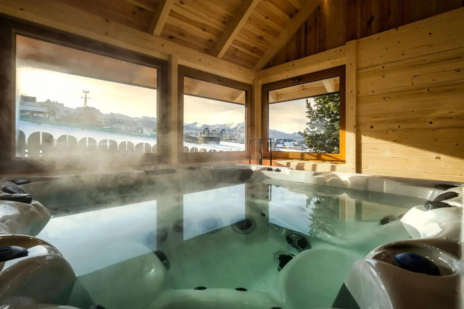 Willa w Ubocy - "Jacuzzi i Sauna w ofercie dodatkowo płatnej"