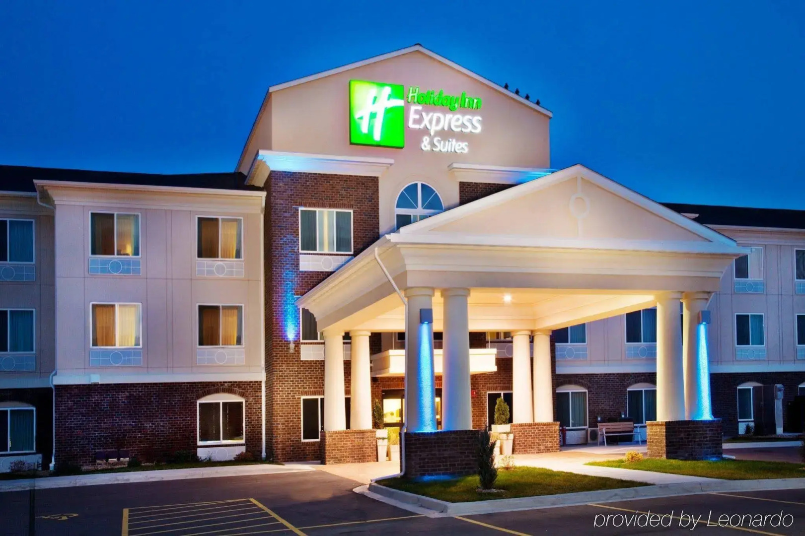 Holiday Inn Express Hotel & Suites Dubuque by IHG