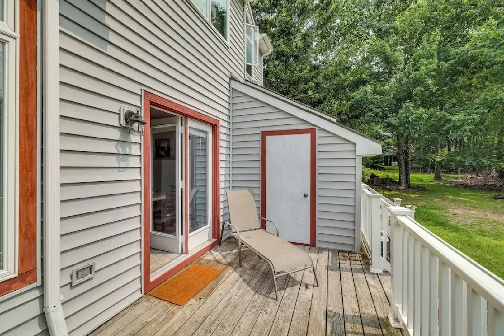 Deck & Pool Access: Lake Harmony Home!