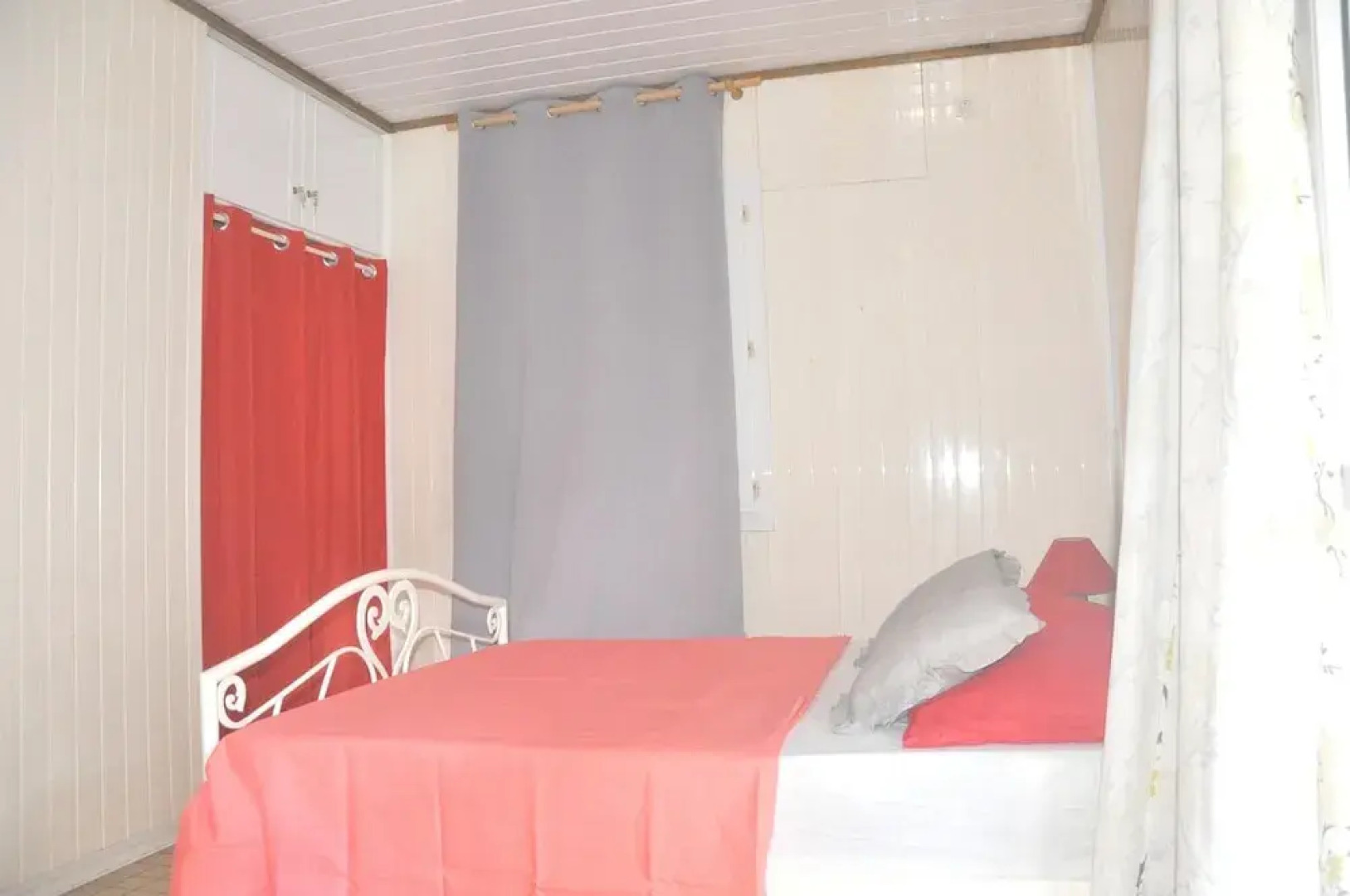 Bungalow With 2 Bedrooms in Bouillante, With Terrace and Wifi - 100 m