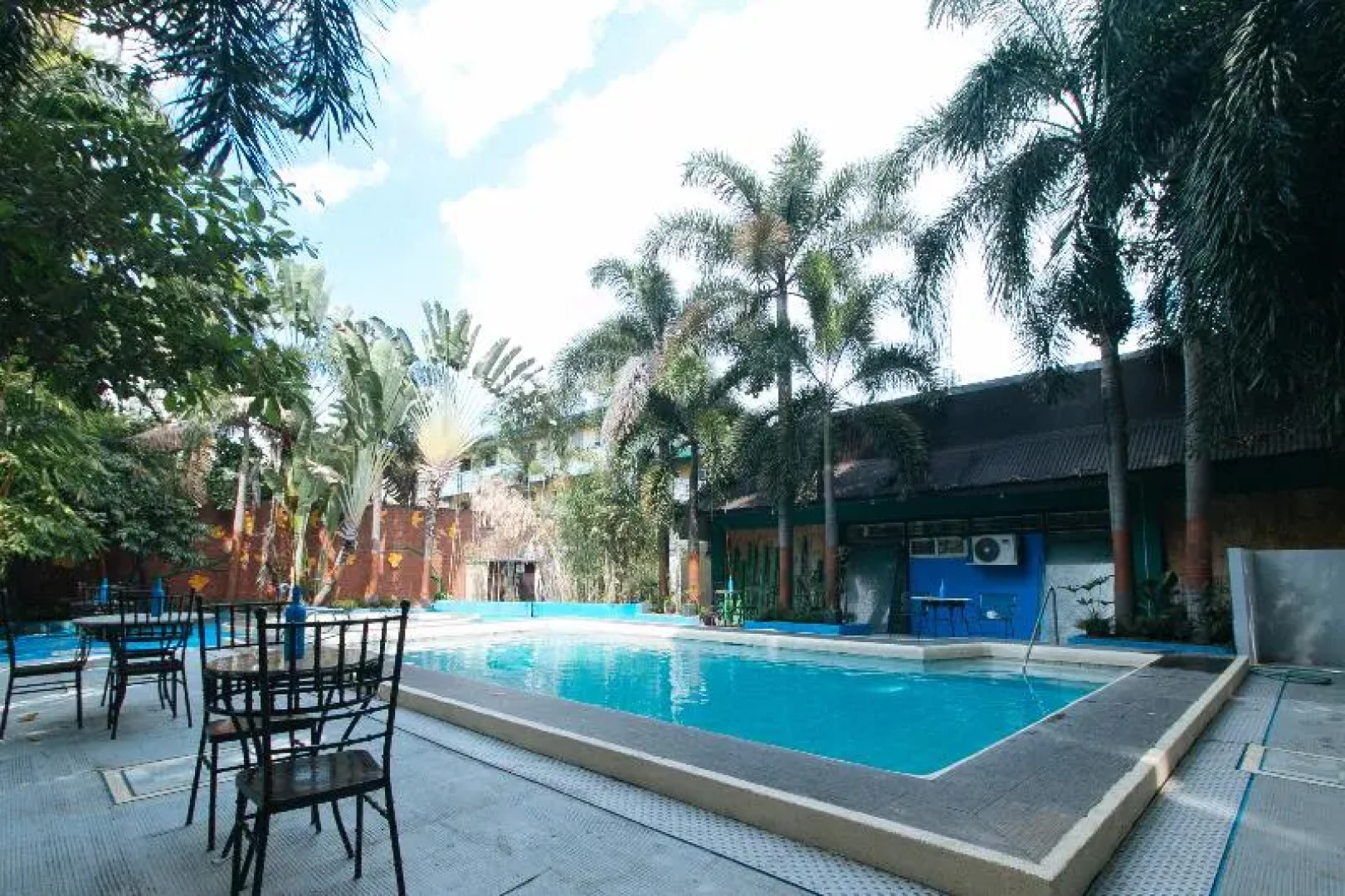 Reddoorz @ The V'jour Hotel Angeles