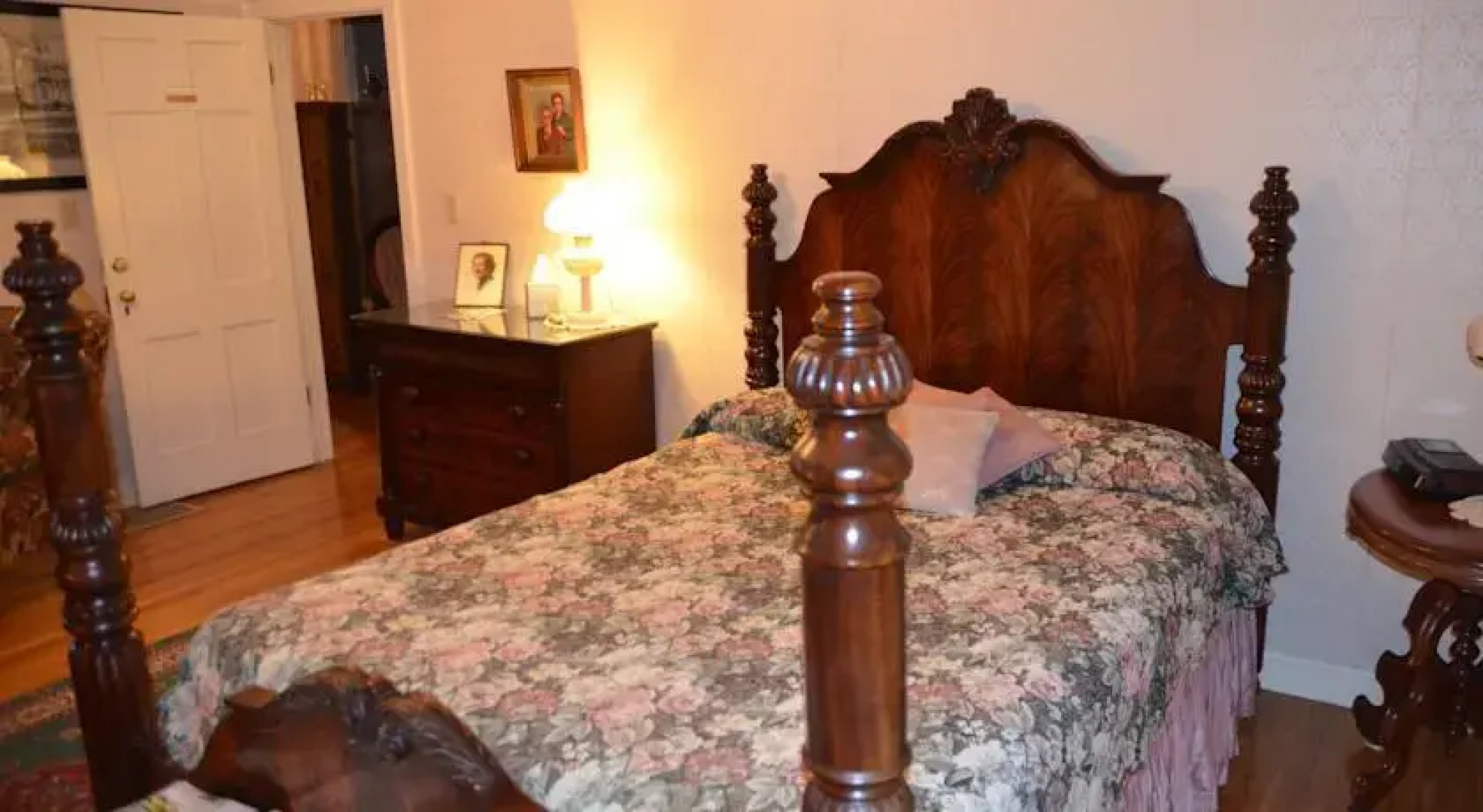 East Hills Bed and Breakfast