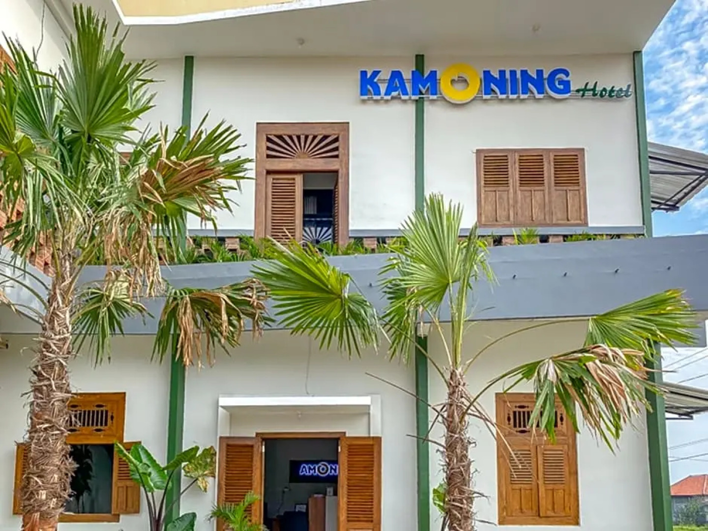 RedDoorz Syariah near Taman Bunga Adipura Sampang