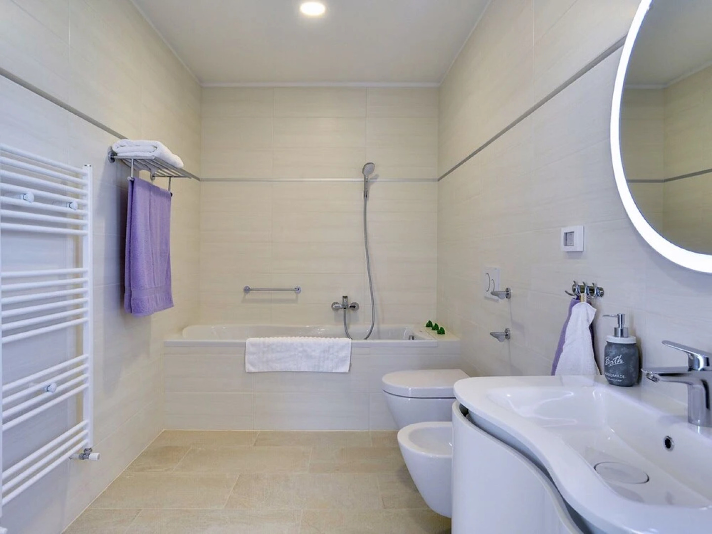 Villa in Peroj With Pool Near Barbariga Beach