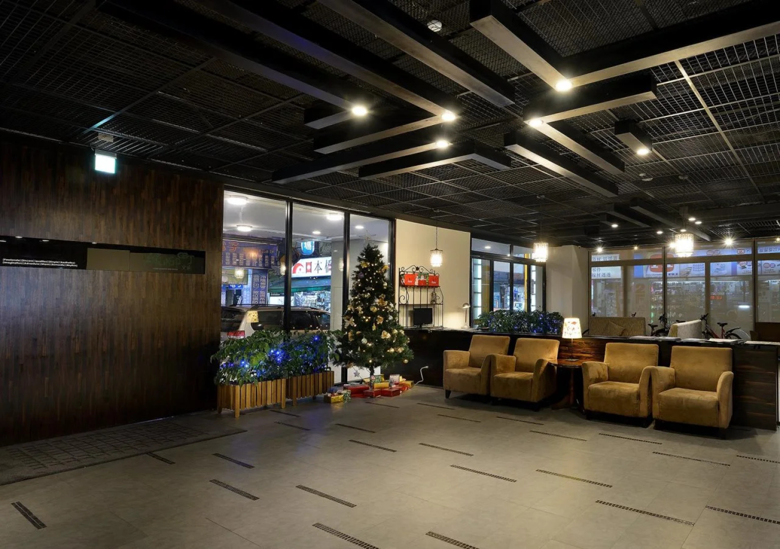 OLAH Poshtel - Taichung Station