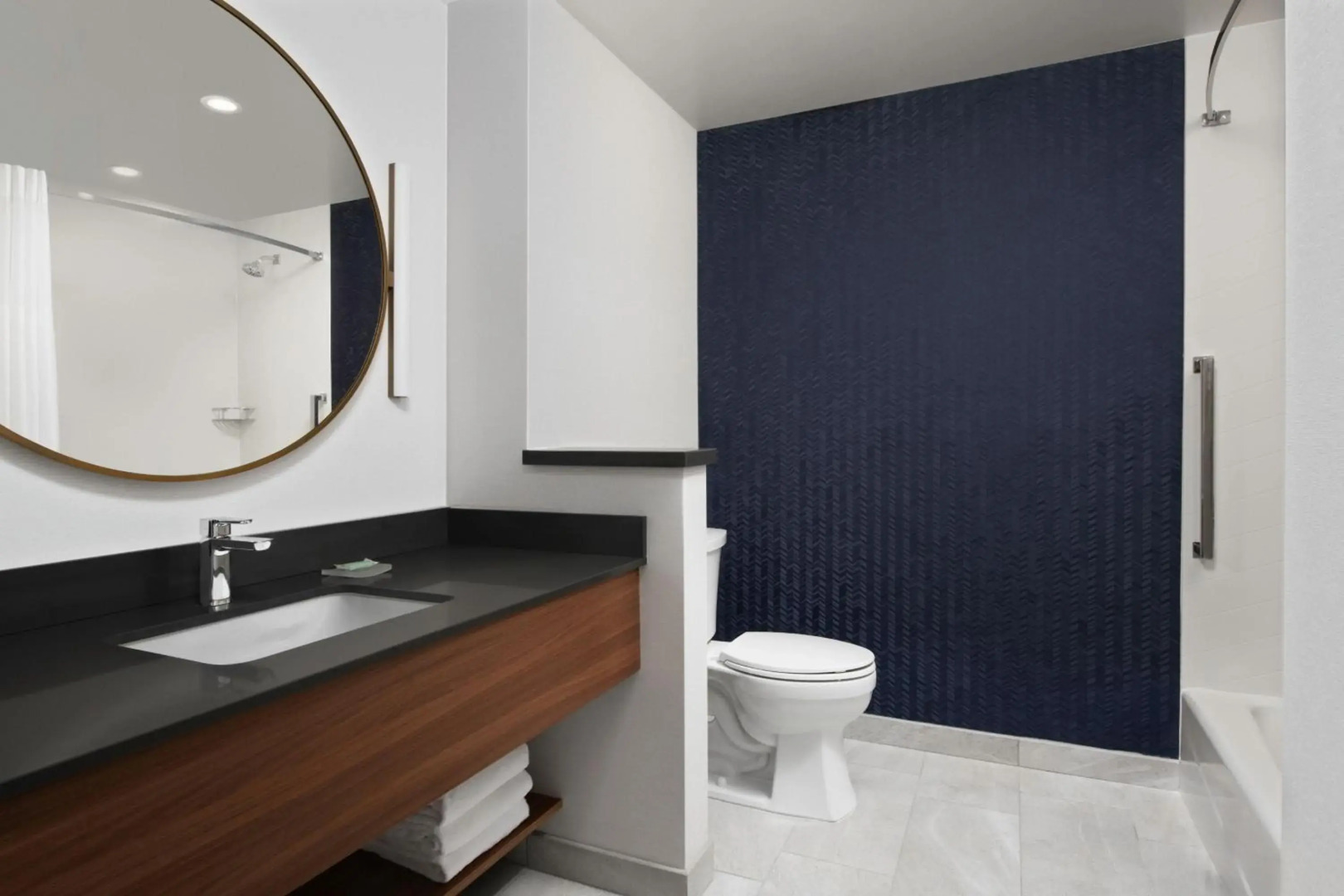 Fairfield Inn & Suites Chino