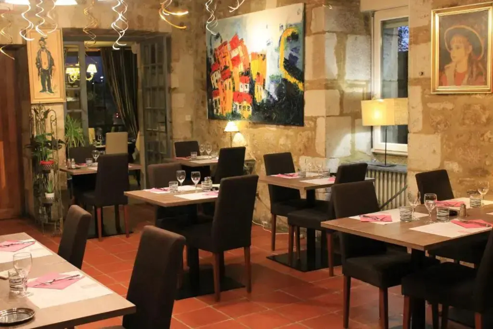 Logis Hotels  Auberge De La Tour   Hôtel Et Restaurant