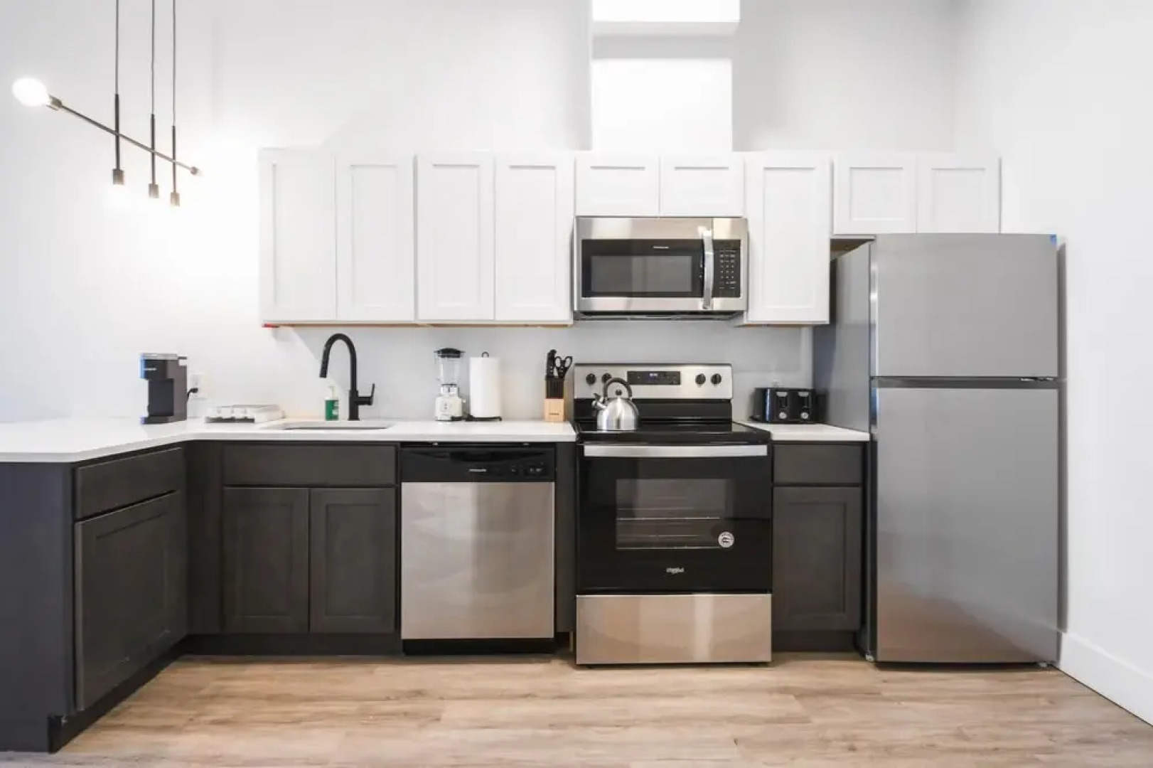 Luxury 1BR 30 Mins to Manhattan Evonify