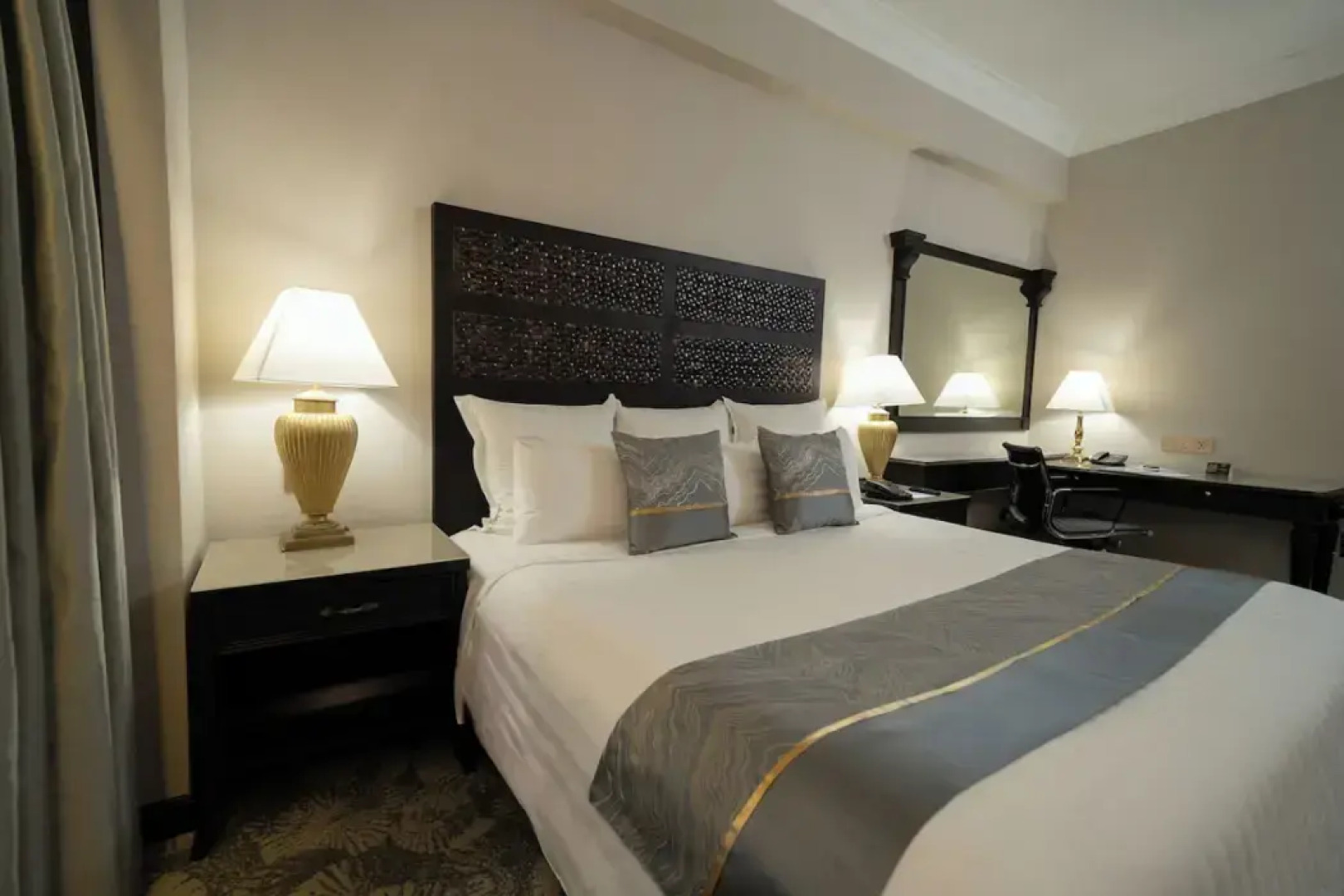 Renai Hotel Kota Bahru (formerly known as The Grand Renai Hotel)