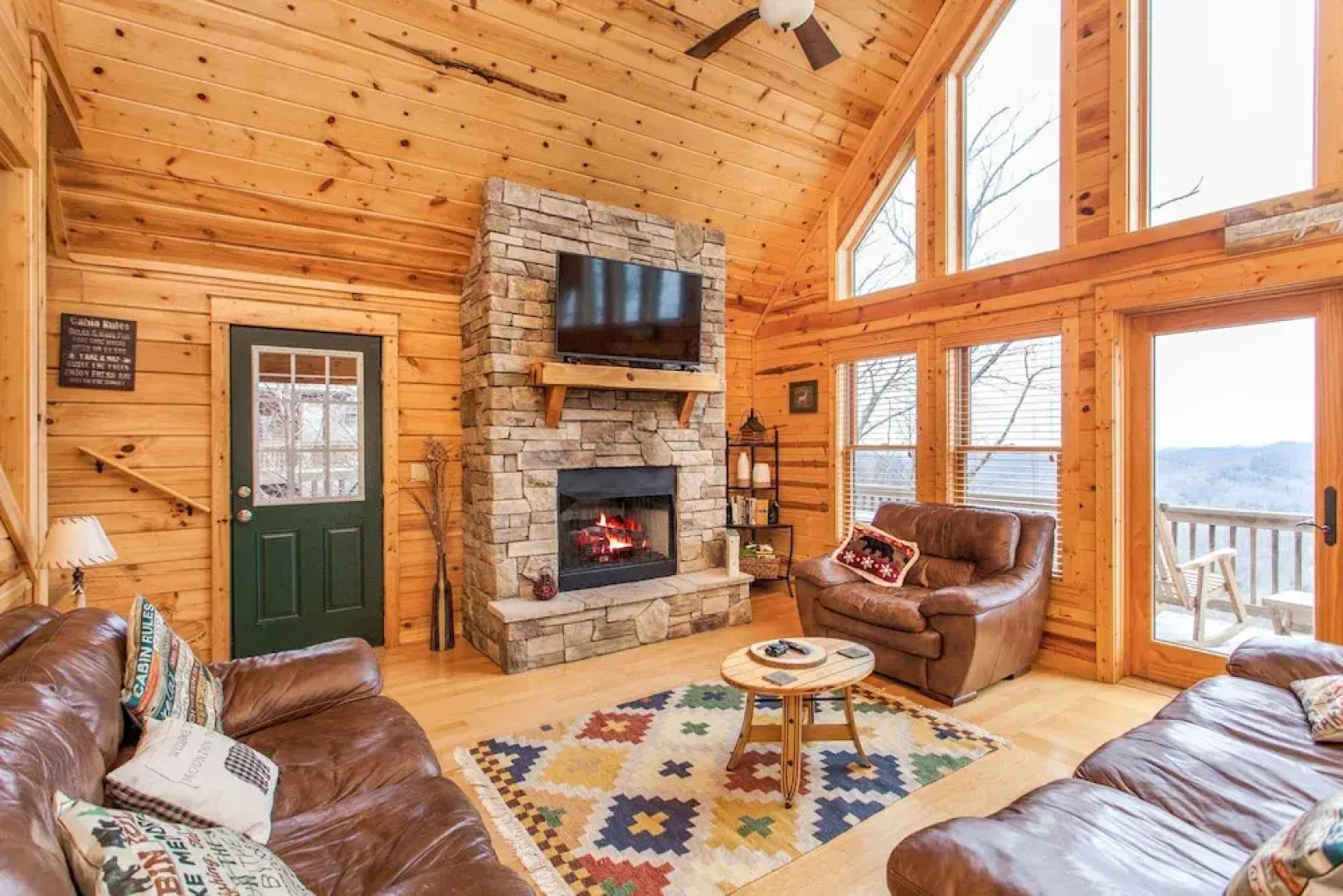 69 Valley Heights Home 4 Bedrooms 3.5 Bathrooms Home