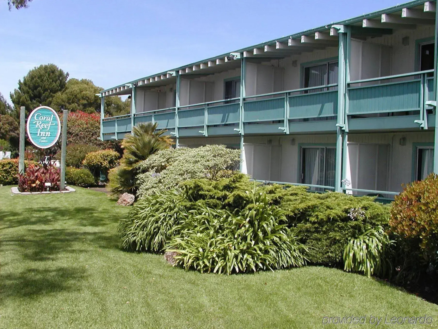 Coral Reef Inn & Suites