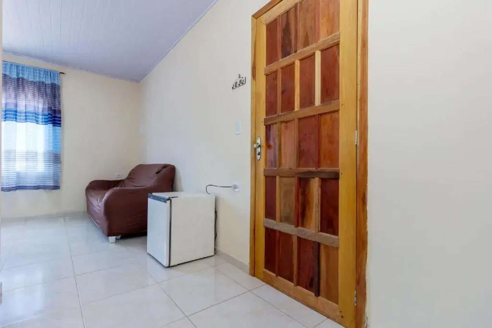 Sobrado da Vila, 1km Centro, ideal Trabalho e Passeio