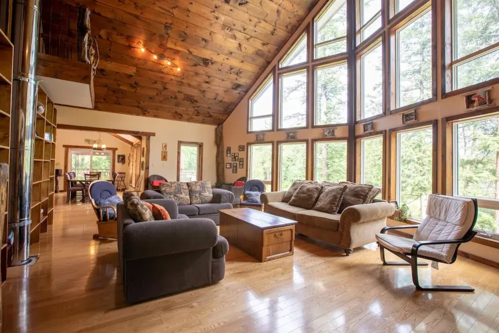 Winsome Silver Lake Perfect for family groups!