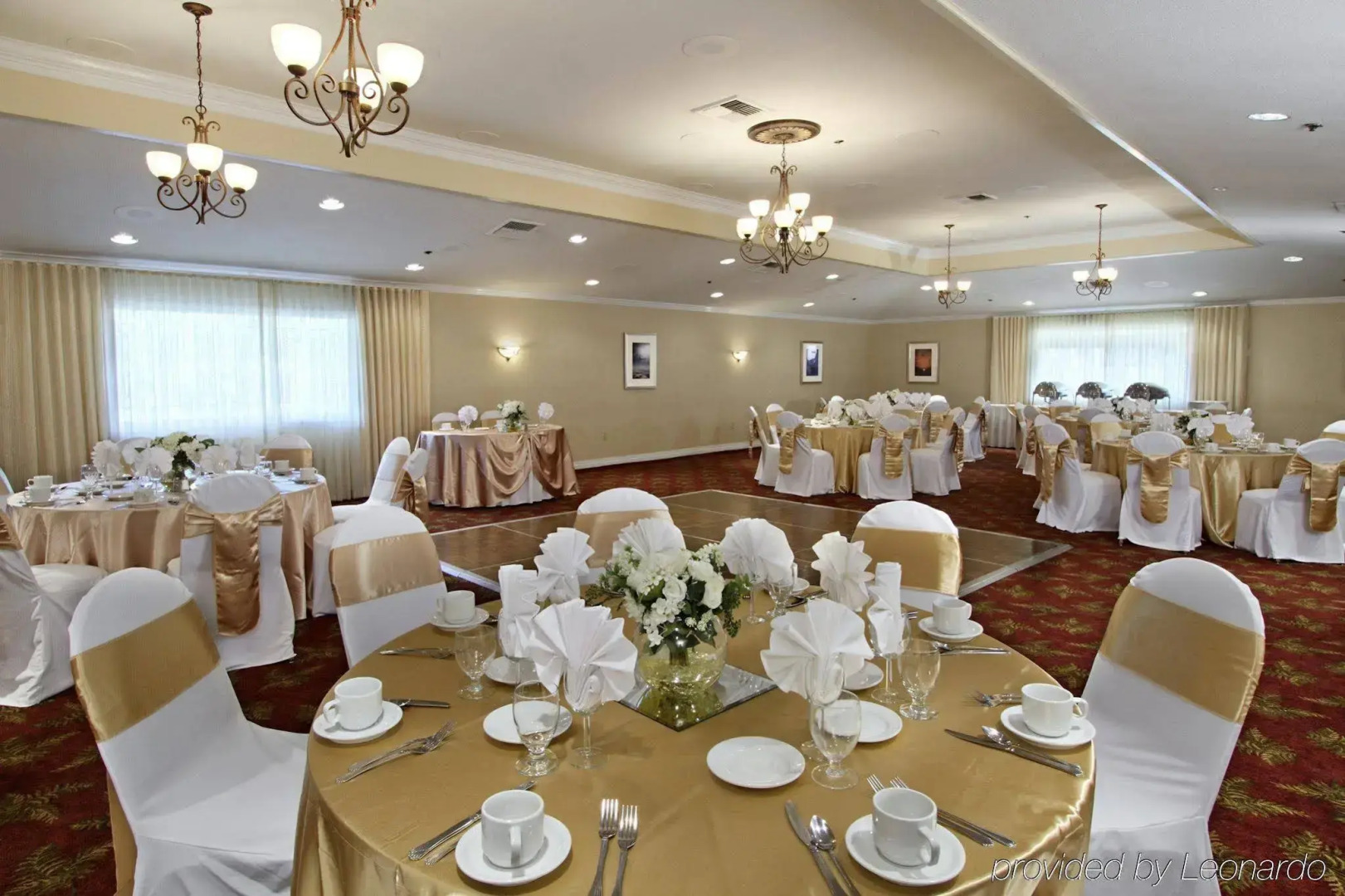 Holiday Inn Santa Ana Orange County Airport by IHG