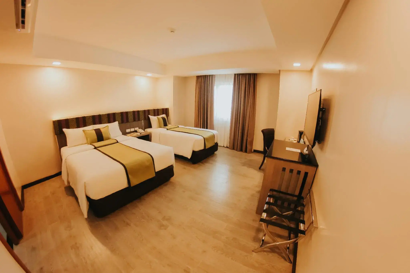 Grand Xing Imperial Hotel