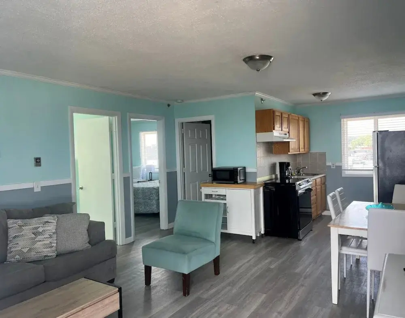 Sandy Shore Motel