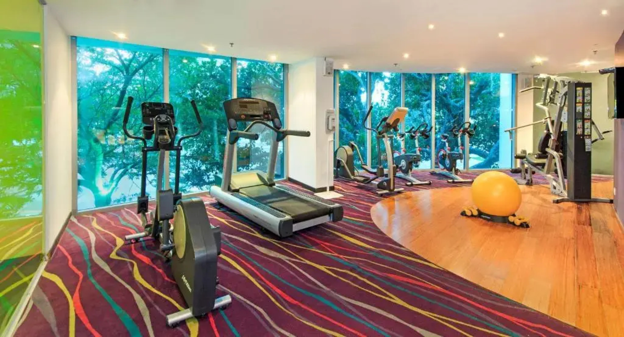 NH Collection Barranquilla Smartsuites Royal
