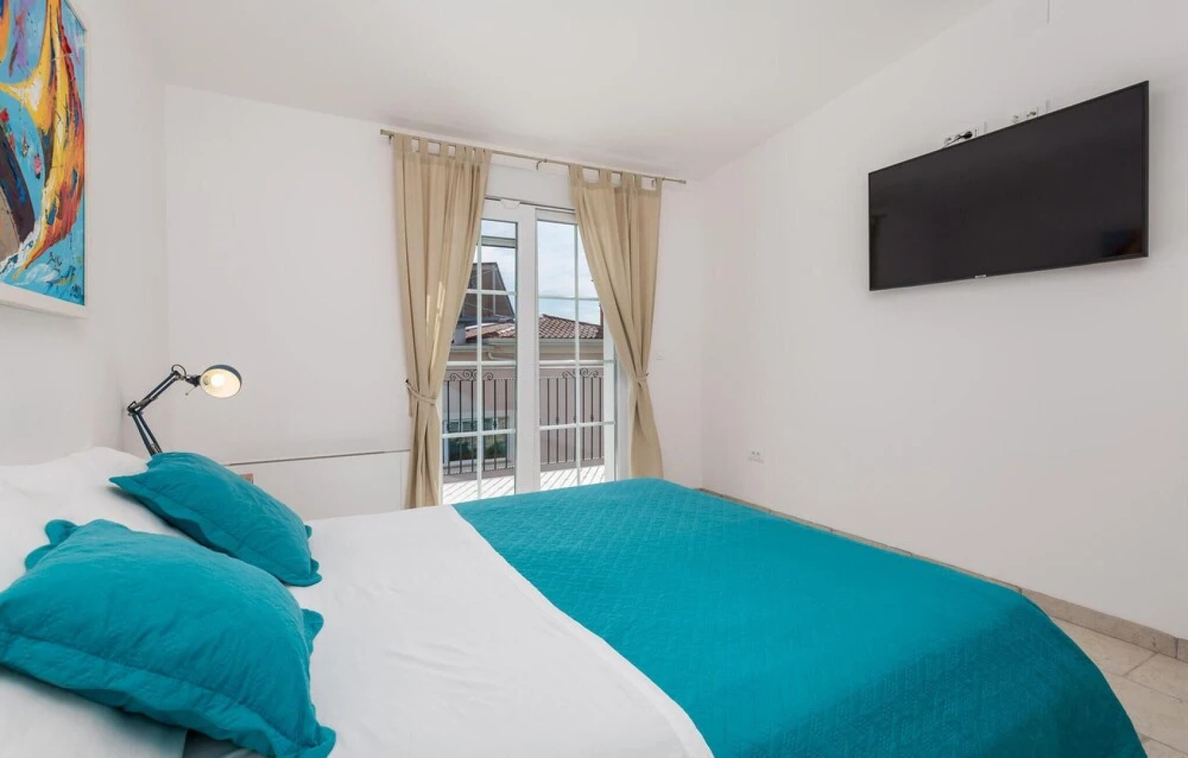 Nice Home in Kornic With 3 Bedrooms, Wifi and Outdoor Swimming Pool