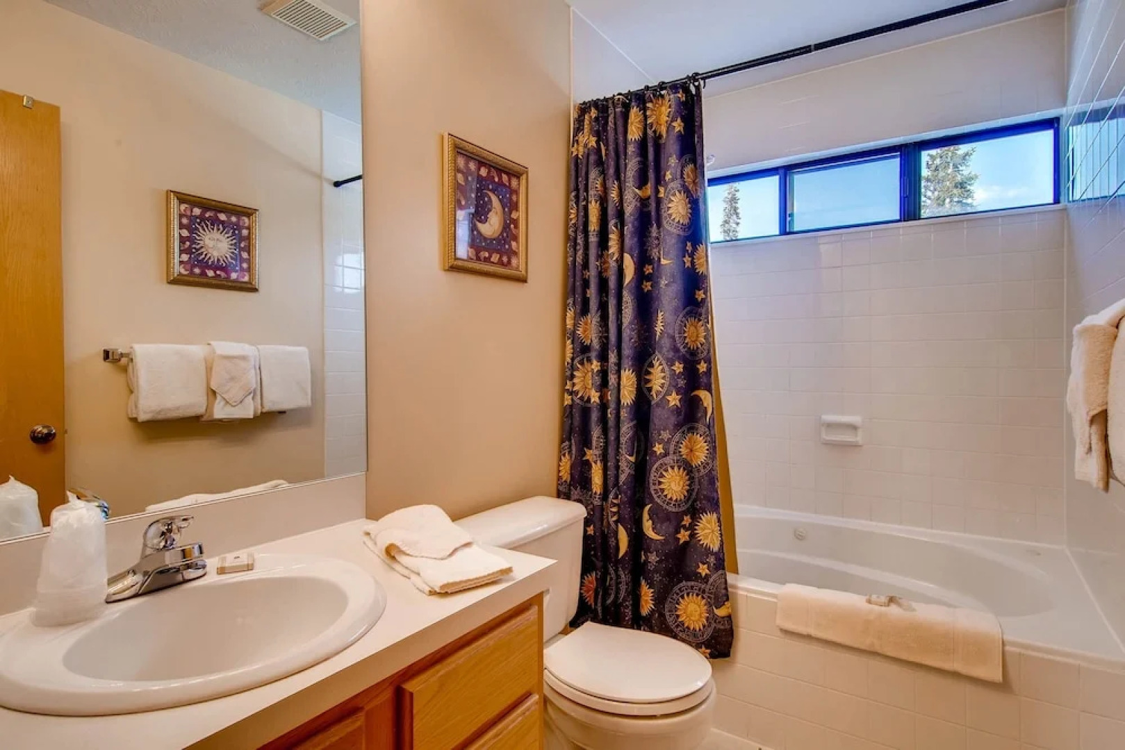 2028 Ryan Gulch 4 Br townhouse by RedAwning