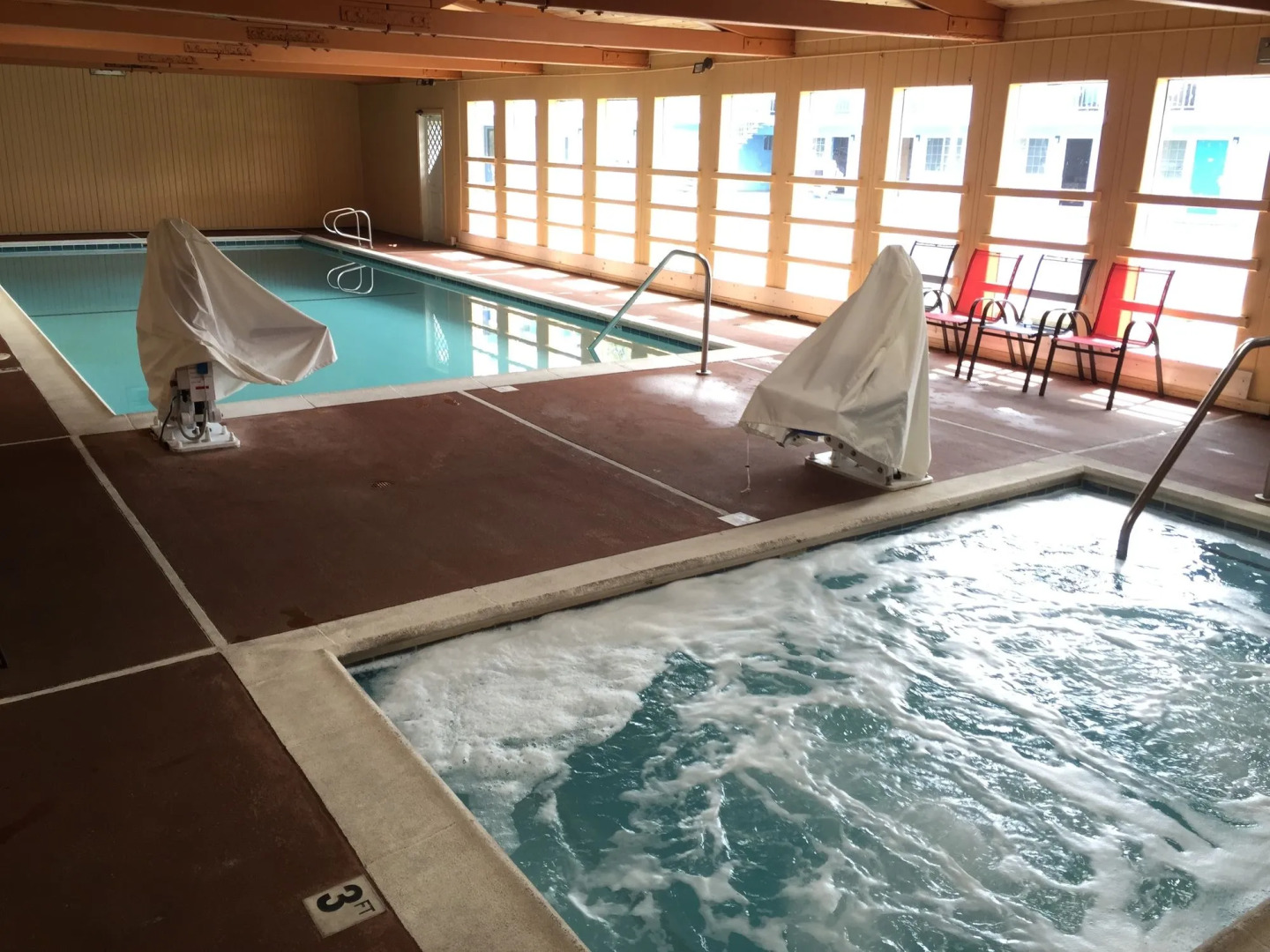 Surf City Inn and Suites